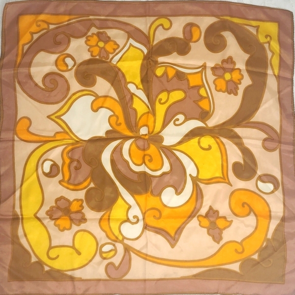 25" square scarf Vintage 60's Orange Yellow Ying Yang floral scroll design print - Picture 1 of 5